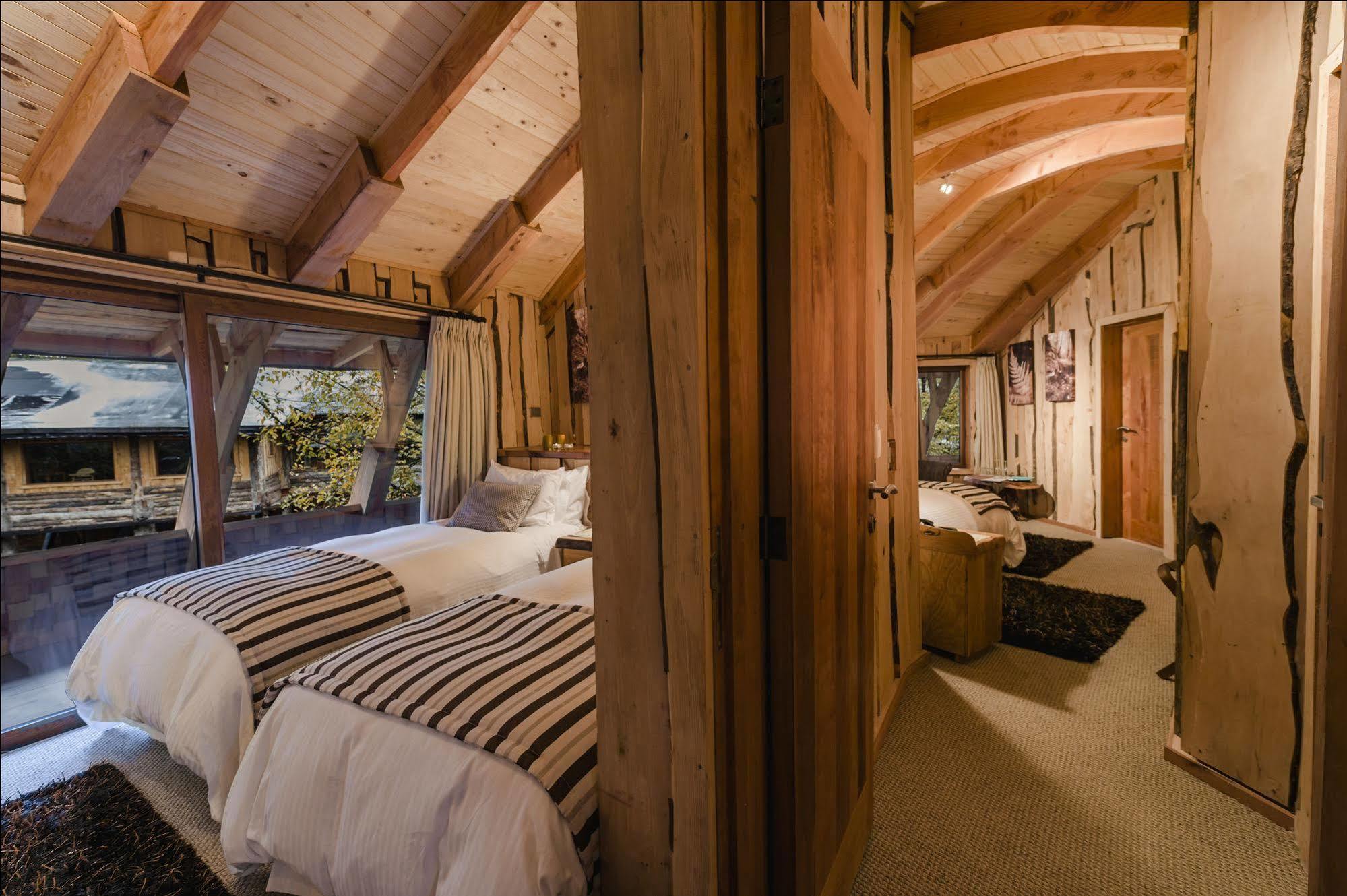 Villa Huilo Huilo Reino Fungi à Puerto Fuy Extérieur photo